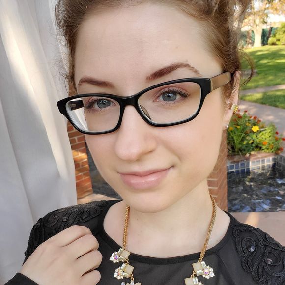 Meet your Posher, Caitlyn - Picture 1 of 1